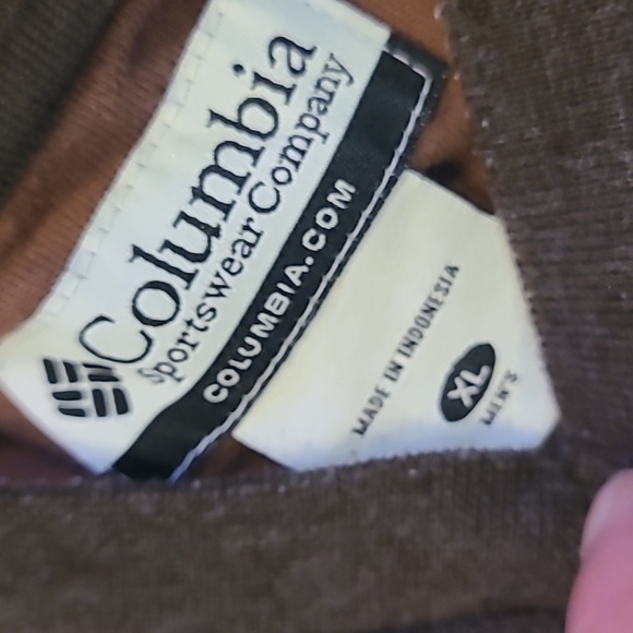 Columbia Sportswear Men's Brown sweater size xl.  Like new - Picture 4 of 5